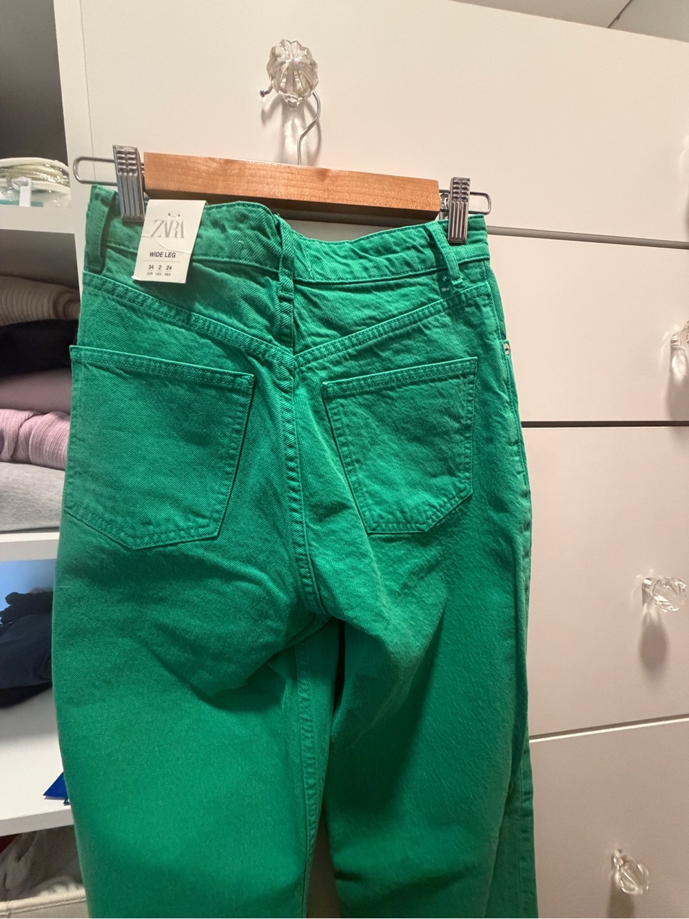 Zara Vibrant Green High-Rise Full-Length Pants - Picture 3 of 3